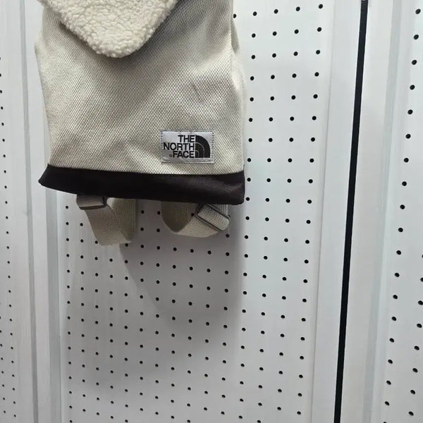 [BUNJANG] The North Face Boa Fleece Backpack Beige / (1732)노스페이스 보아포글이백팩 베이지