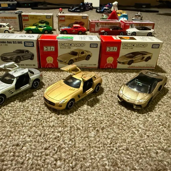 [BUNJANG] Tomica Mercedes-Benz SLS AMG (Silver & Gold) and Lamborghini (Gold) Set / [토미카] 벤츠 SLS AMG 2종/람보르기니 골드 1종 일괄판매