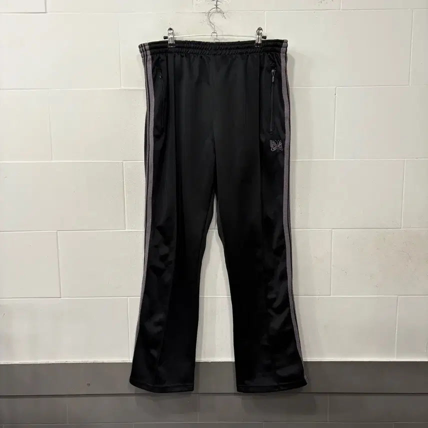 [BUNJANG] Needles Bootcut Track Pants / 니들스 부츠컷 트랙 팬츠
