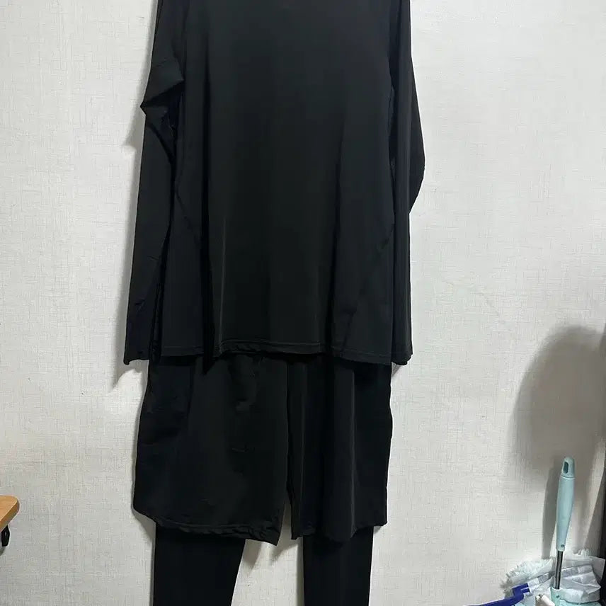 [BUNJANG] Men's 3-Piece Running & Fitness Set - Size 100 / 남성용 런닝 헬스 운동복 3종 세트 새제품 100