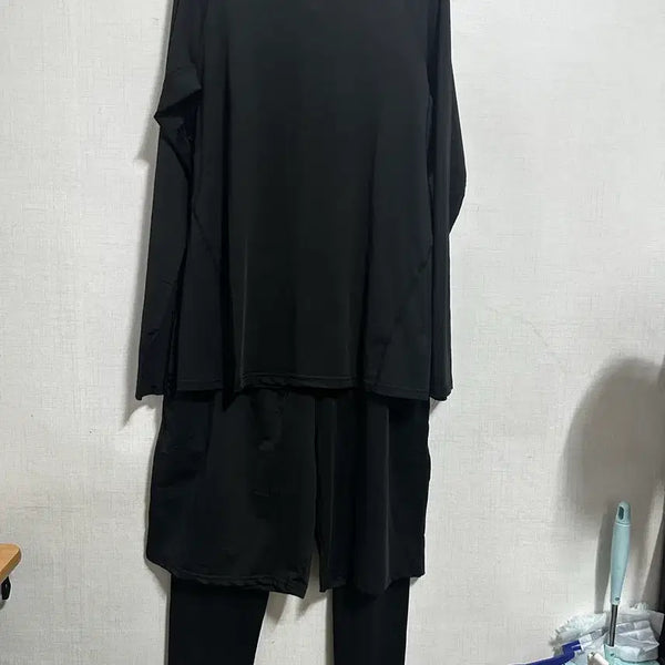 [BUNJANG] Men's 3-Piece Running & Fitness Set - Size 100 / 남성용 런닝 헬스 운동복 3종 세트 새제품 100