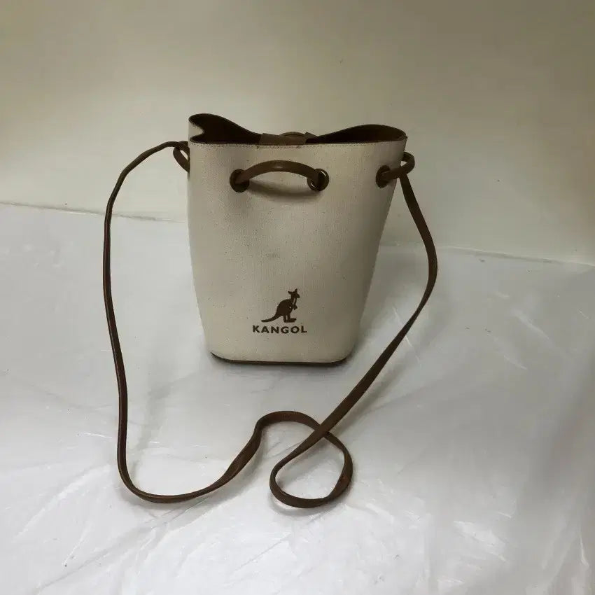 [BUNJANG] Kangol Crossbody Bag / 캉골 크로스백@9912