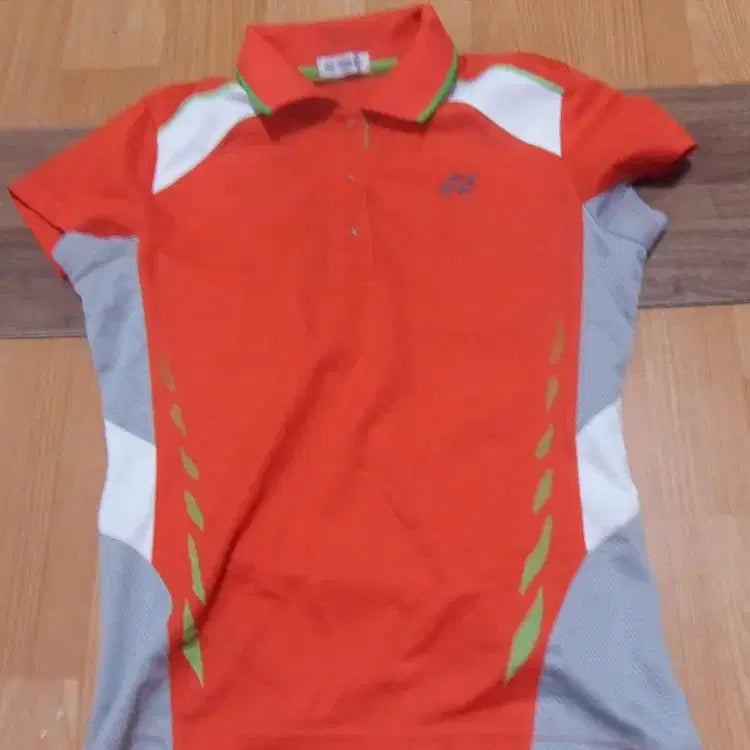 [BUNJANG] Women's Short Sleeve Collar T-Shirt Badminton Wear / 6천원구제 여성 반팔 카라 티셔츠 배드민턴복 4