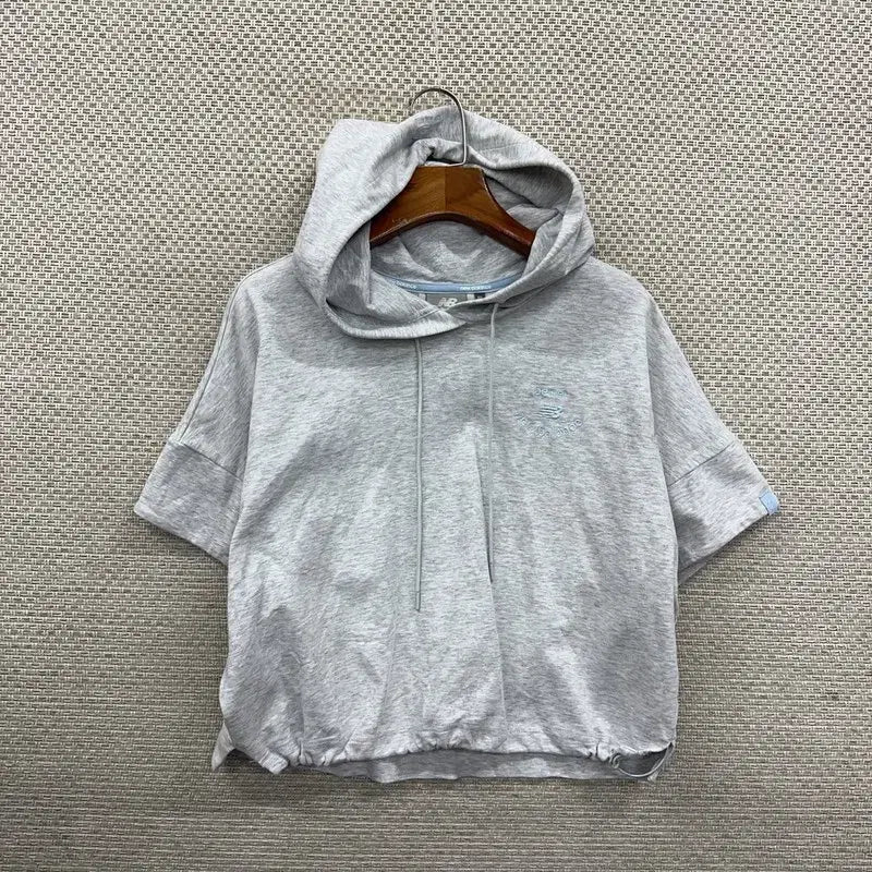 [BUNJANG] New Balance Short Sleeve Hoodie T-Shirt (Size M) / 뉴발란스 반팔 후드티 M D09367