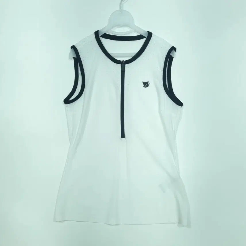 [BUNJANG] WAAC Women's Golf Sleeveless Top / WAAC 왁 여성 골프 민소매 슬리브리스 나시