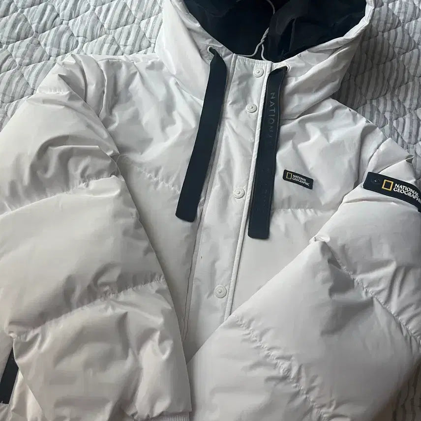 [BUNJANG] National Geographic Short Padded Jacket / 내셔널지오그래픽 숏패딩