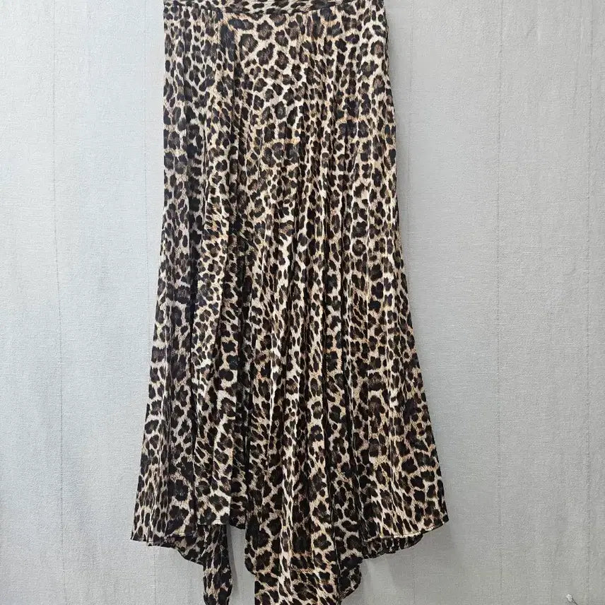 [BUNJANG] ZARA Unbalance Cut Pleats Long Skirt / 자라 언버런스 절개 플리츠롱스커트 24~25