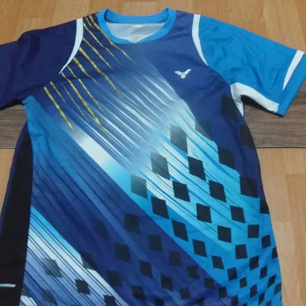 [BUNJANG] Victor Men's Short Sleeve Badminton T-Shirt / 6천원구제 빅터 남성 반팔 티셔츠 배드민턴복 운동복 4