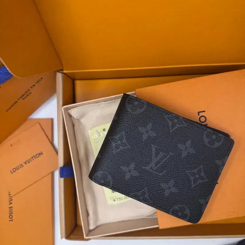 [BUNJANG] Louis Vuitton Eclipse Multiple Wallet / 루이비통 신형 이클립스 멀티플 반지갑 새상품급