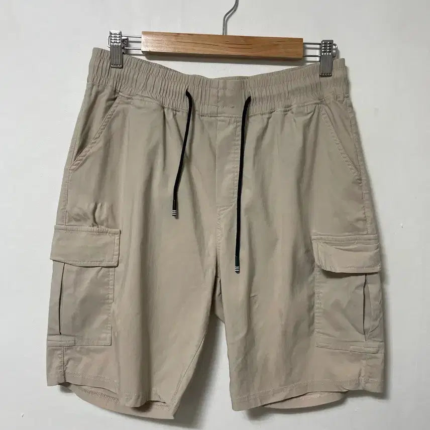 [BUNJANG] B&J 33-34 Spandex Cargo Banding Shorts / 33-34 B&J 스판 카고 밴딩 반바지 정품