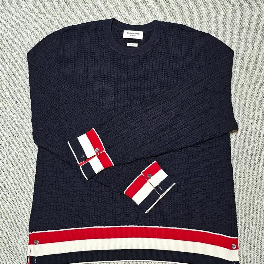 [BUNJANG] Thom Browne Trimmed Stripe Pullover Knit Sweater / [5 사이즈] 톰브라운 트리밍 스트라이프 풀 오버 니트 스웨터 오케이몰 도장
