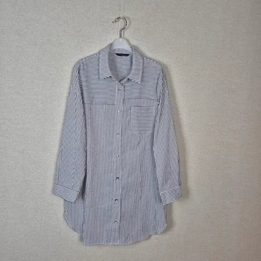 [BUNJANG] Chatelaine Grey Stripe Long Sleeve Shirt Blouse Size 105 / (#105)샤트렌 그레이 스트라이프 긴발 롱 셔츠블라우스