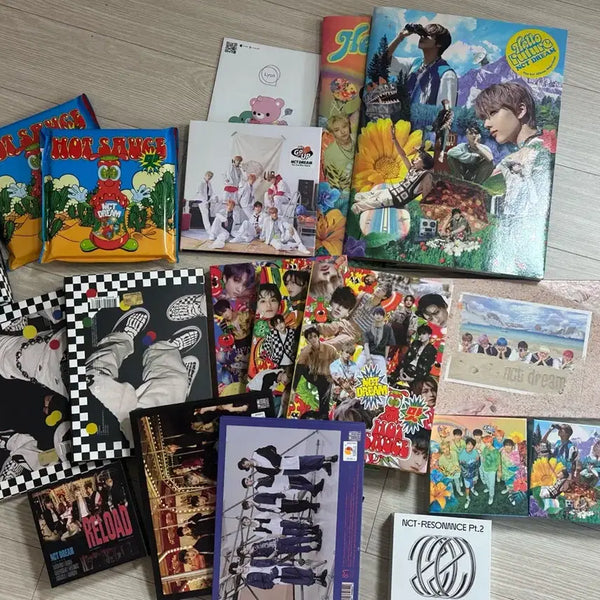 [BUNJANG] NCT DREAM Hello Future Mark Jeno Jaemin Haechan Renjun Chenle Jisung Unsealed Album / 엔시티 드림 개봉 앨범 헬로퓨처 맛 정규 위고업 위영 마크 제노 재민 해찬 런쥔 천러 지성 포카
