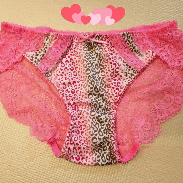 [BUNJANG] Pink Leopard Print Women's Panties (Used) / 핑크 레오파드 여성팬티 - 중고