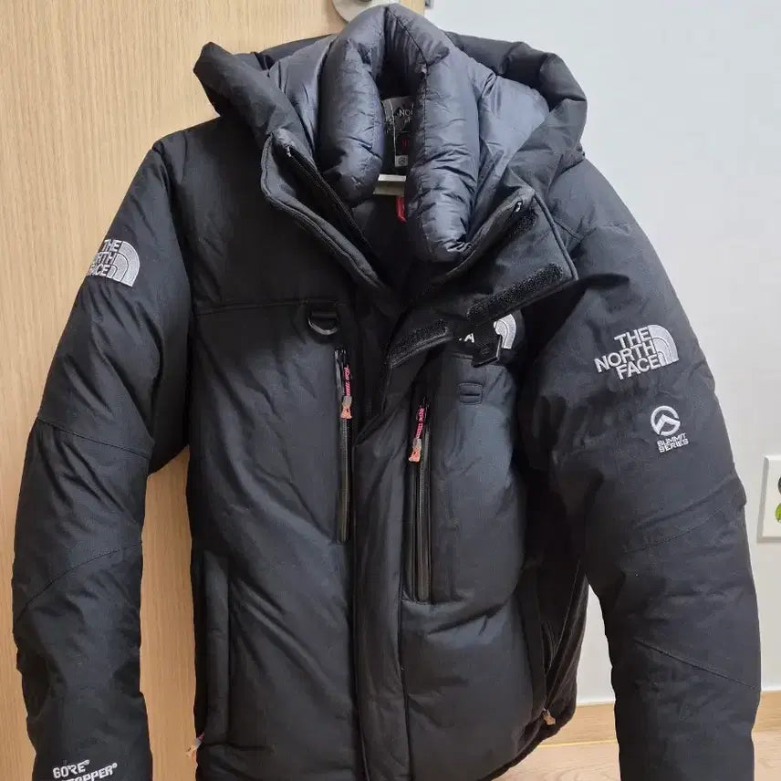 [BUNJANG] The North Face Himalayan Summit Series Gore-Tex Puffer Jacket Black New Model / 노스페이스 히말라야 서밋 시리즈 고어텍스 히말라야 패딩 블랙 신형
