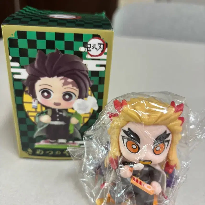 [BUNJANG] Demon Slayer Pop Mart Secret Kyojuro Rengoku Figure (Sealed) / 귀멸의 칼날 팝마트 시크릿 렌고쿠 쿄쥬로 피규어(미개봉)