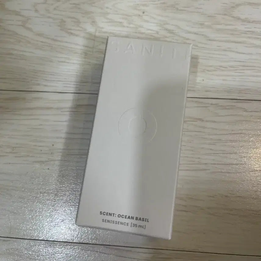 [BUNJANG] Senisenseo Ocean Basil Alcohol Sanitizing Essence 35ml / 세니센스오 오션 바질 알코올 소독 에센스 35ml