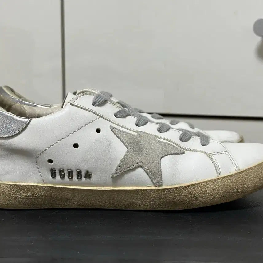 [BUNJANG] Golden Goose Superstar White Silver Tab Sneakers Size 36 / 골든구스 슈퍼스타 화이트 실버탭 36 백화점판