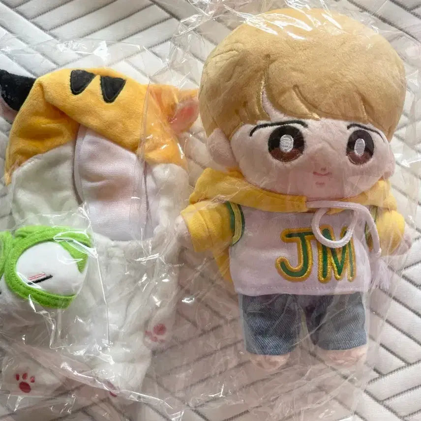 [BUNJANG] BTS Jimin JM Plush Doll / 방탄소년단 지민 JM 솜인형