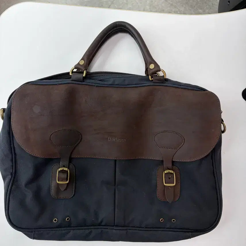[BUNJANG] Barbour Wax Canvas Leather Shoulder Bag / 바버 왁스 캔버스 레더 숄더백 남성용