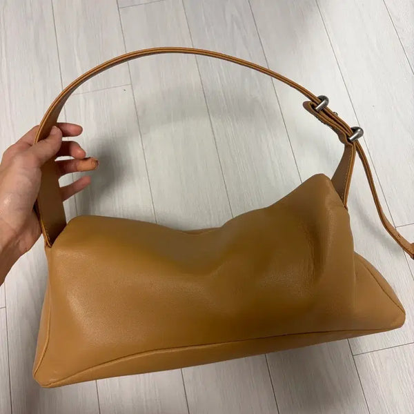 [BUNJANG] L'Ecrin Goutte Bag Lambskin Shoulder Bag / 루에브르 구뜨백 goutte 하트시그널 착용
