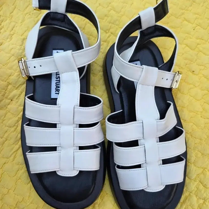 [BUNJANG] JILLSTUART White Sandals (225-230) / 질스튜어트 샌들 화이트 225~230