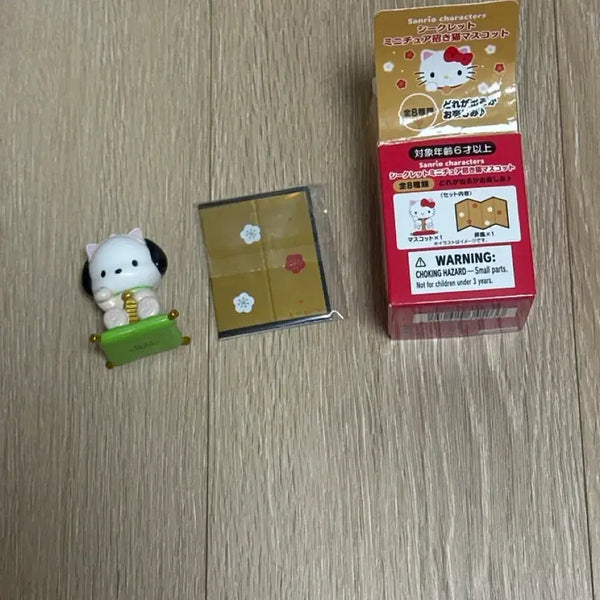 [BUNJANG] Sanrio Pochacco Maneki-neko Figure / 산리오 마네키네코 포차코 피규어