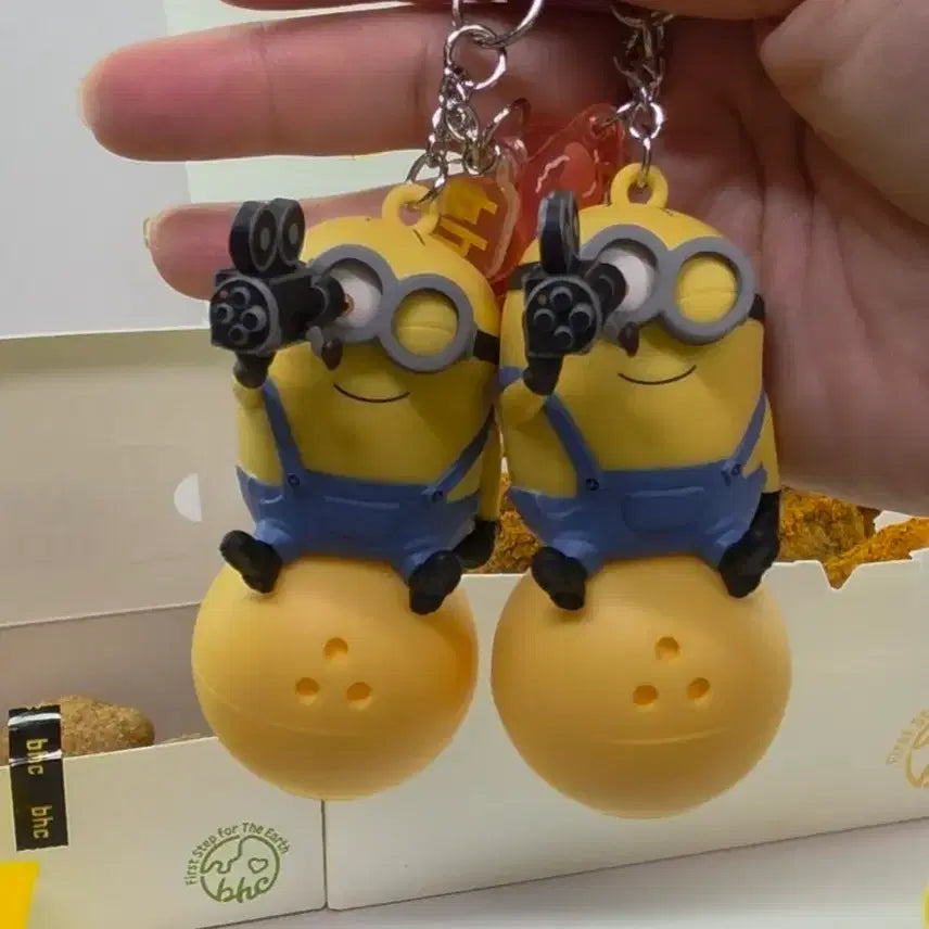 [BUNJANG] BHC Minions Seasoning Keyring / BHC 미니언즈 시즈닝 키링