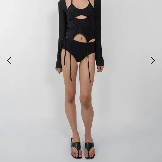 [BUNJANG] NACHE 3-Piece Garter Swimsuit Black / 나체 3피스 가터 수영복 블랙 새상품