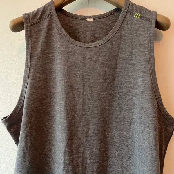 [BUNJANG] Lululemon Men's Grey Running Sleeveless T-Shirt / 룰루레몬 남성 그레이 러닝티셔츠 슬리브리스 민소매티셔츠