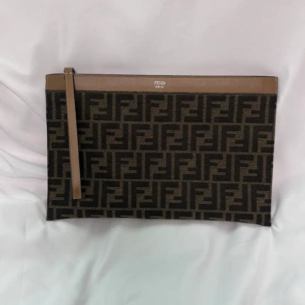 [BUNJANG] Fendi Medium Flat FF Pouch Brown / 펜디 미디움 플랫 FF 파우치 브라운