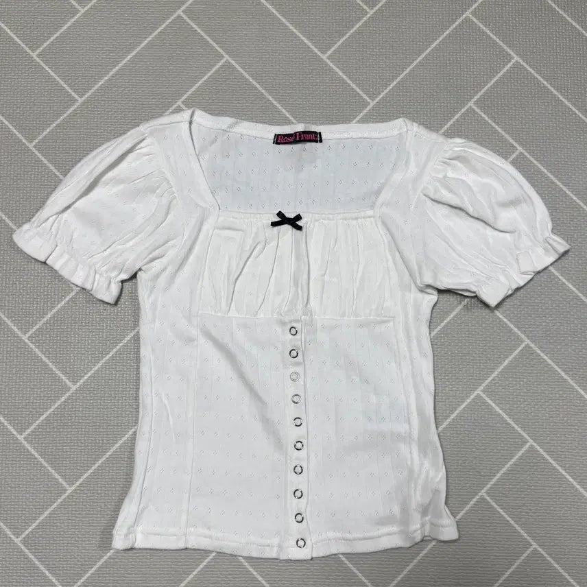 [BUNJANG] Rose Franz Shirring Ribbon T-Shirt Cream / 로제프란츠 셔링 리본 티셔츠