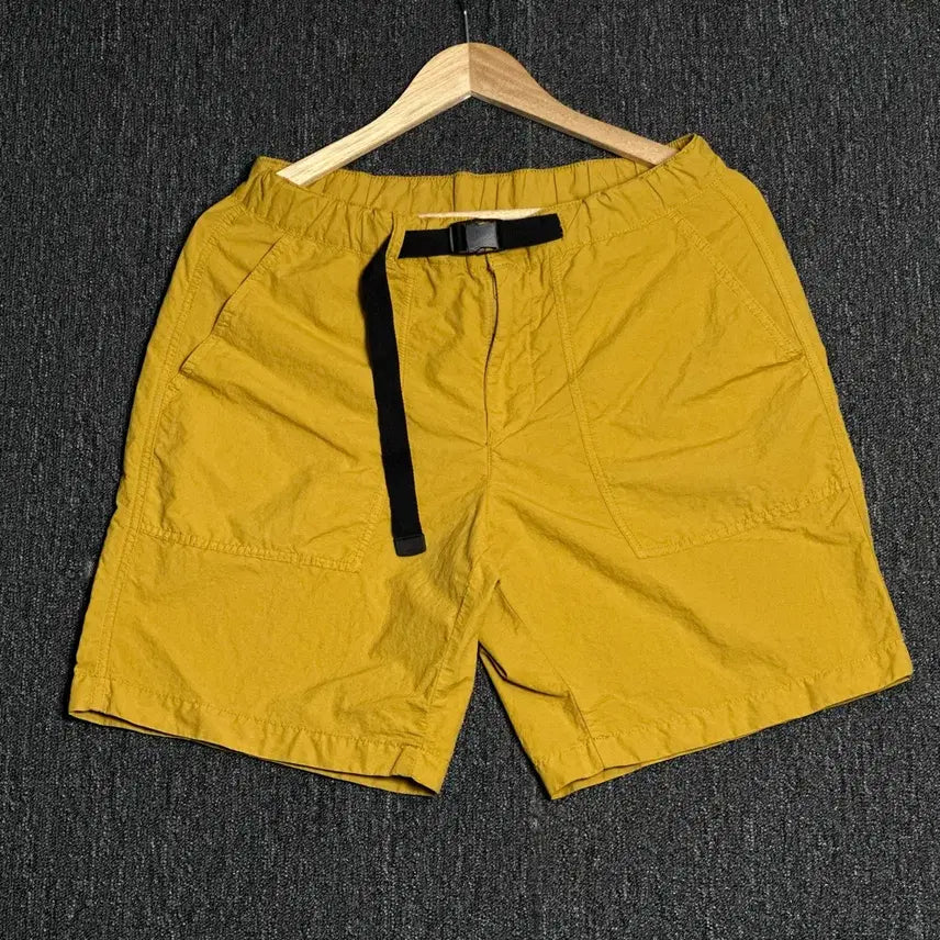 [BUNJANG] Uniqlo Nylon Utility Shorts Mustard M / 유니클로 나일론 유틸리티 쇼츠 머스터드 M