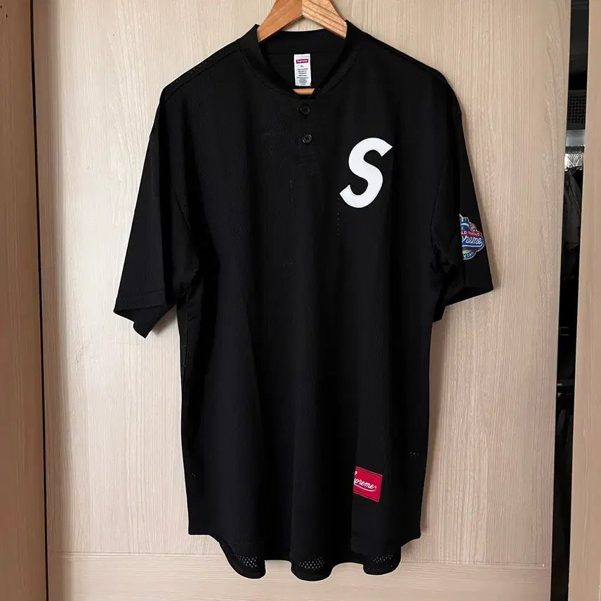[BUNJANG] Supreme S Logo Baseball Henley Black XL / [ XL ]슈프림 S 로고 베이스볼 헨리 블랙