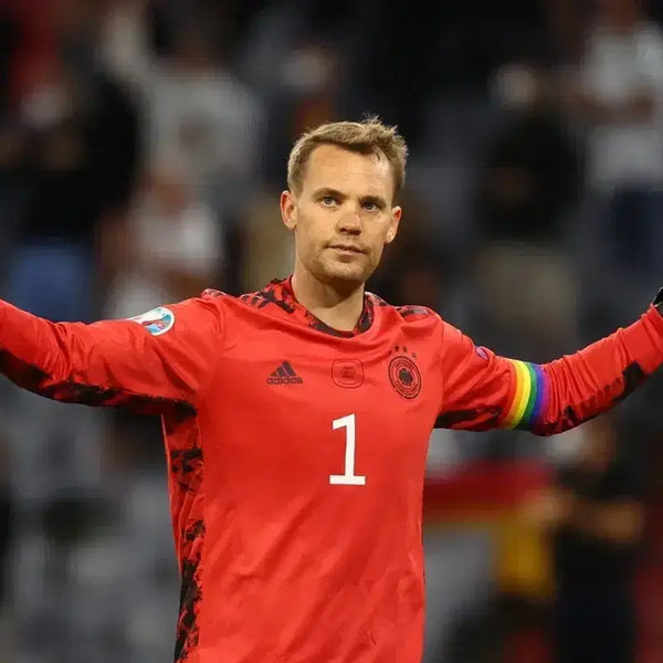 [BUNJANG] Adidas 20-21 Germany National Team Long Sleeve GK Replica Jersey Manuel Neuer Autographed / 아디다스 20-21 독일 국가대표팀 긴팔 GK 레플 노이어 친필사인 판매.