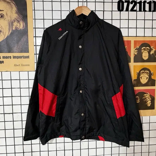 [BUNJANG] Diadora Color Block Windbreaker Jacket / 디아도라 블랙/레드 배색 바람막이 자켓 100