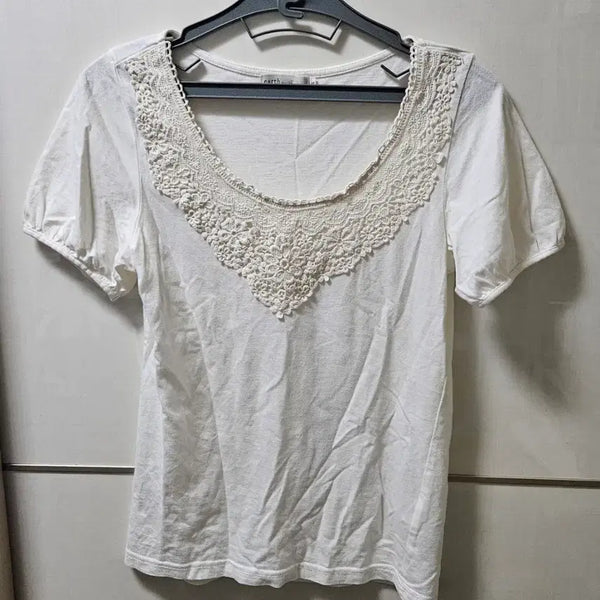[BUNJANG] Earth Music & Ecology Lace Short Sleeve T-Shirt / 하구미 모리걸 어스뮤직 레이스 반팔티