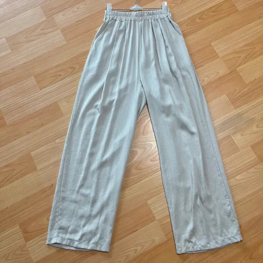 [BUNJANG] Beige Ivory Summer Slacks with Banding / 베이지 아이보리 정장 바지 여름 찰랑 밴딩