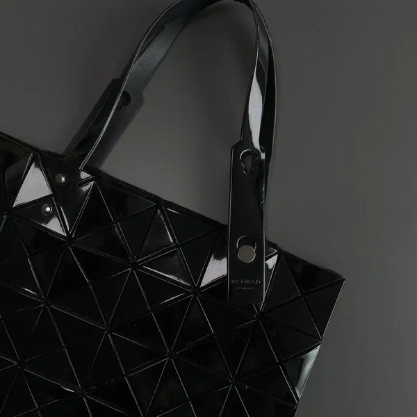 [BUNJANG] Issey Miyake Prism Gloss Tote Bag Black / 이세이미야케 프리즘 글로스 토트백 블랙