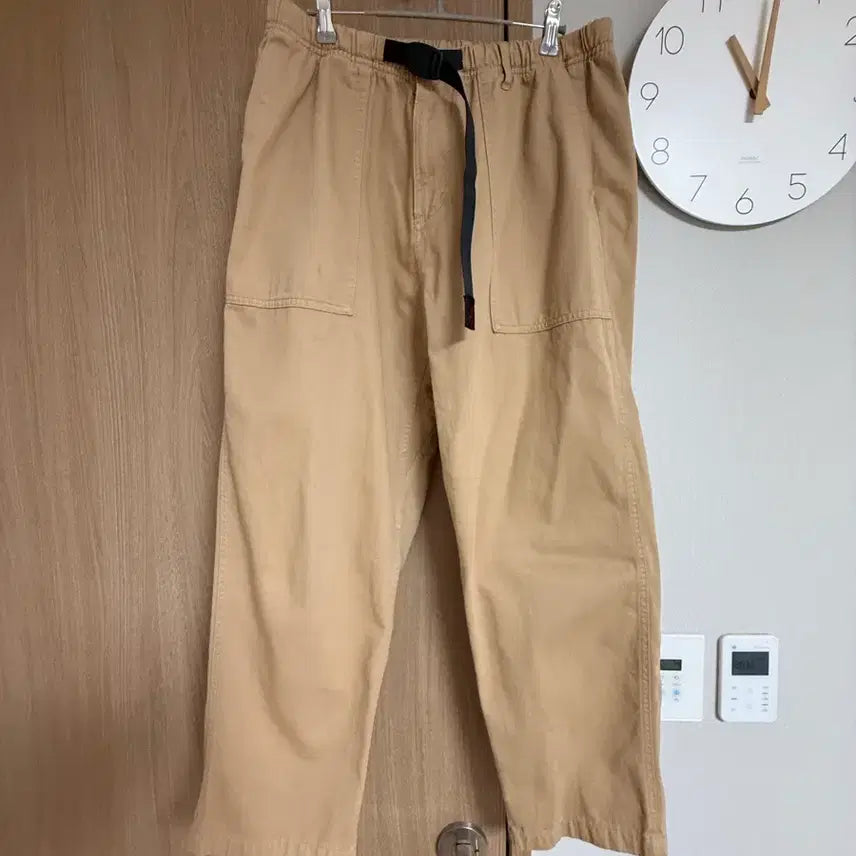 [BUNJANG] Gramicci Tapered Pants Beige / 그라미치 테이퍼드 팬츠