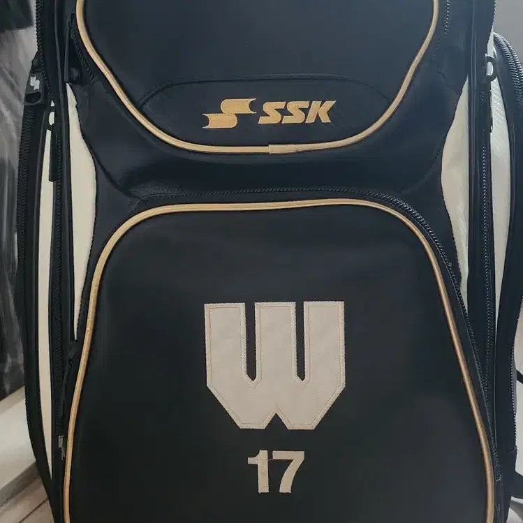 [BUNJANG] Sasaki Baseball Bag / 사사키 야구가방
