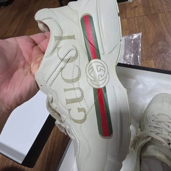 [BUNJANG] Gucci Rhyton Sneakers Ivory / 구찌 라이톤 스니커즈 아이보리