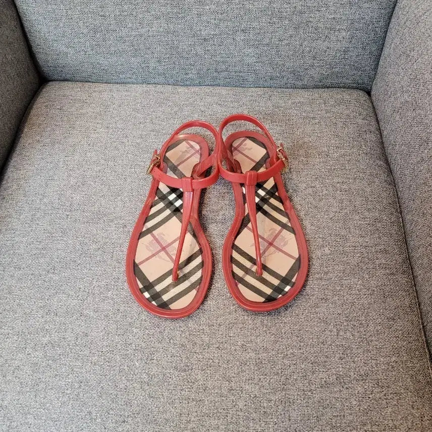 [BUNJANG] Burberry Check Pattern Gel Sandals / 버버리   젤  샌들 240