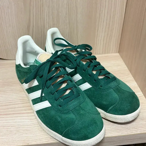 [BUNJANG] Adidas Gazelle Dark Green Suede Sneakers (240mm) / 아디다스 가젤 다크 그린 240 사이즈