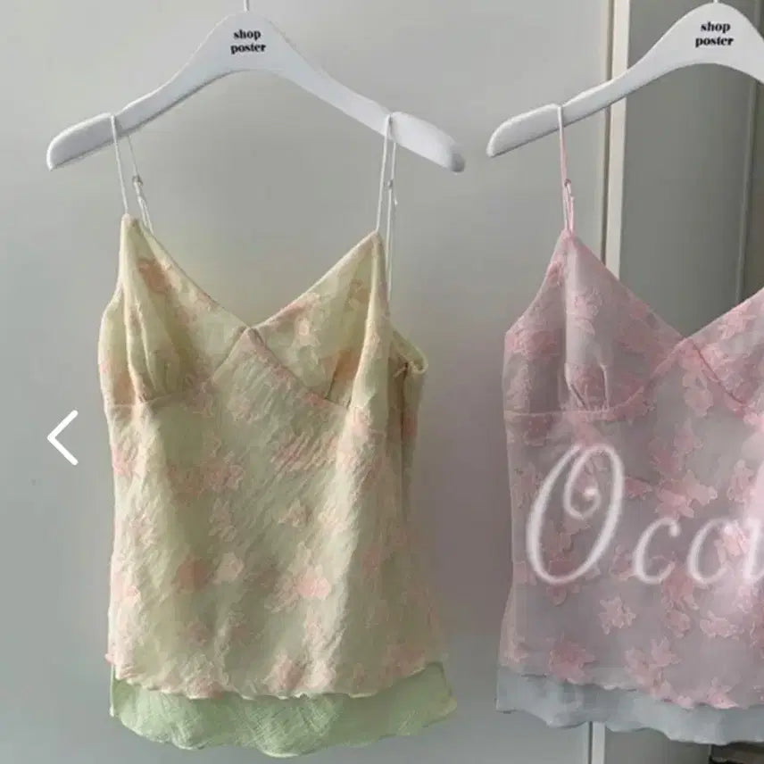 [BUNJANG] Vivi Sleeveless Top Poster / 포스터 비비 나시 도매택