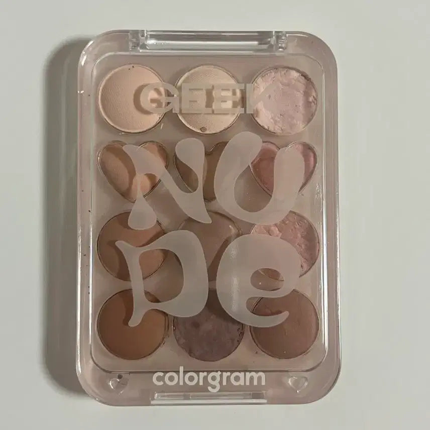 [BUNJANG] Colorgram Shadow Palette - Nude Plus Gig / 컬러그램 섀도우 팔레트 누드 더하기 긱은 사랑