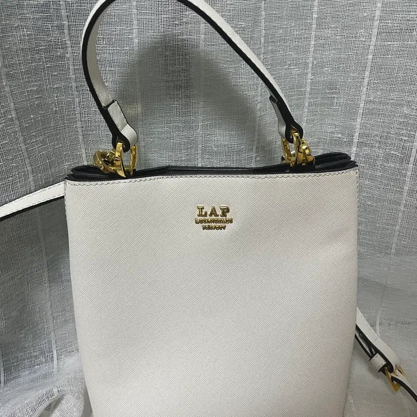 [BUNJANG] LAP White Bucket Bag / LAP 화이트 버킷백