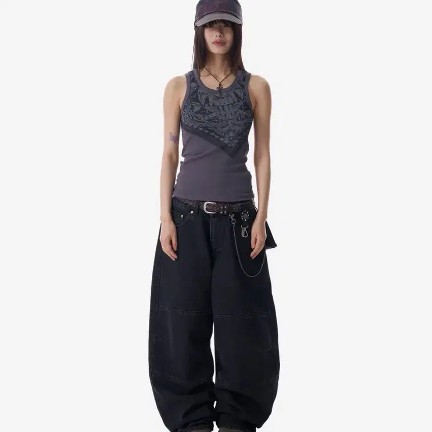 [BUNJANG] AAKAM Knee Incision Washed Denim Pants Black / AAKAM 아캄 Knee Incision Washed Denim Pants (Black)