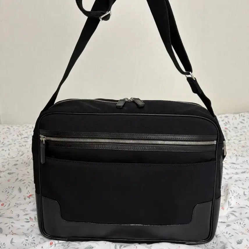 [BUNJANG] Ermenegildo Zegna Leather & Nylon Crossbody Messenger Briefcase / 이태리.에르메네질도 제냐 크로스백.메신저백.서류가방