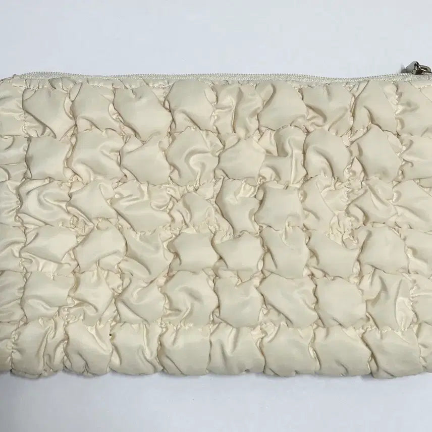 [BUNJANG] Banila Co. Cloud Pouch Ivory / 바닐라코 구름 파우치